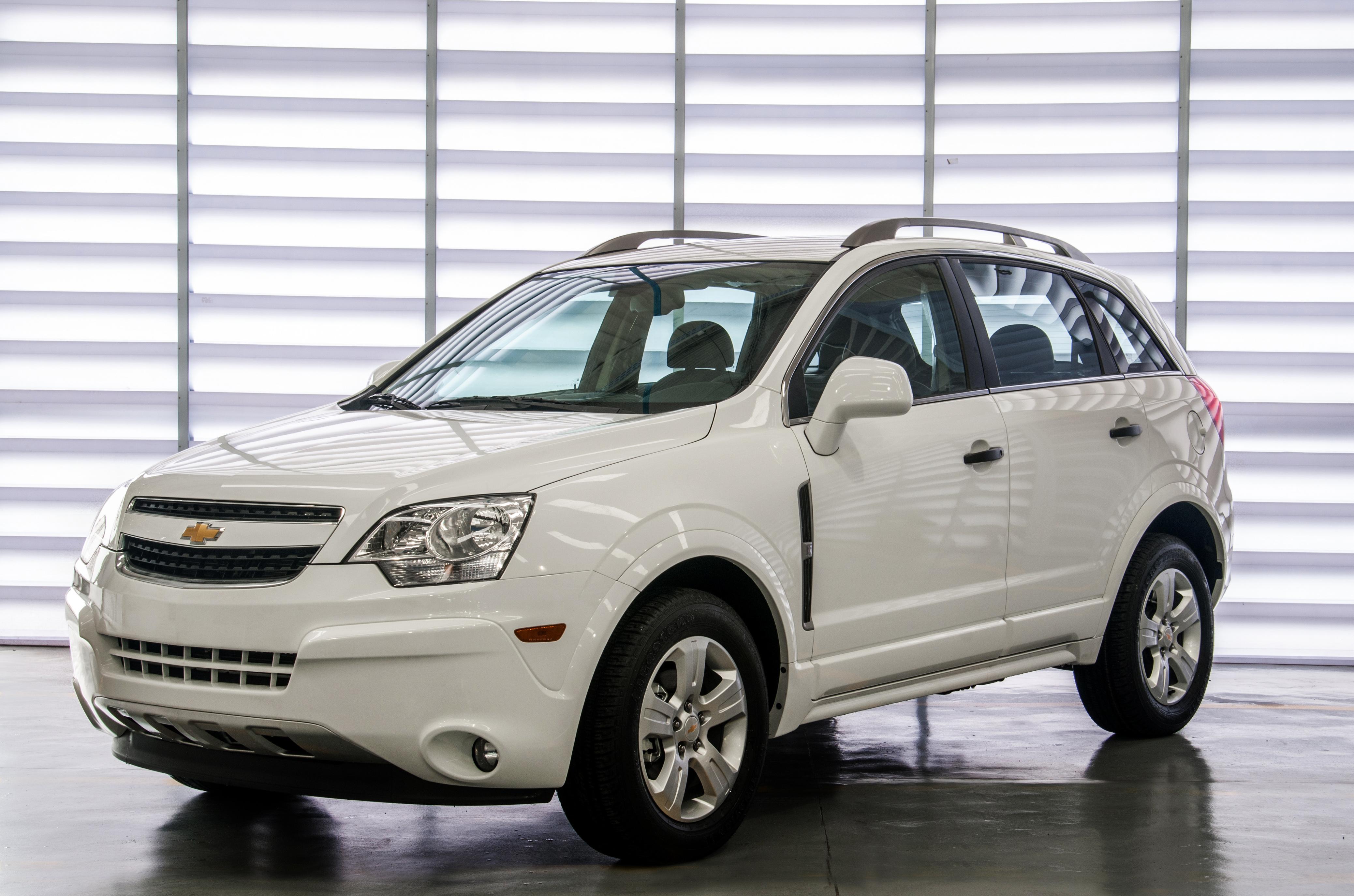 Chevrolet lança SUV Captiva 2.4 litro anomodelo 2014