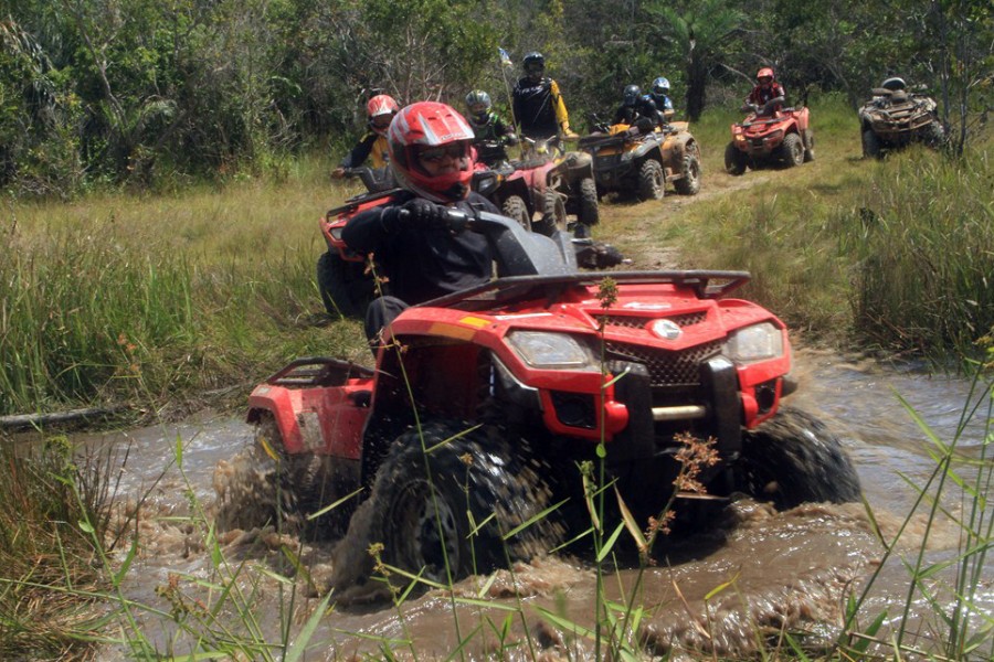 Can-Am Adventure Tours