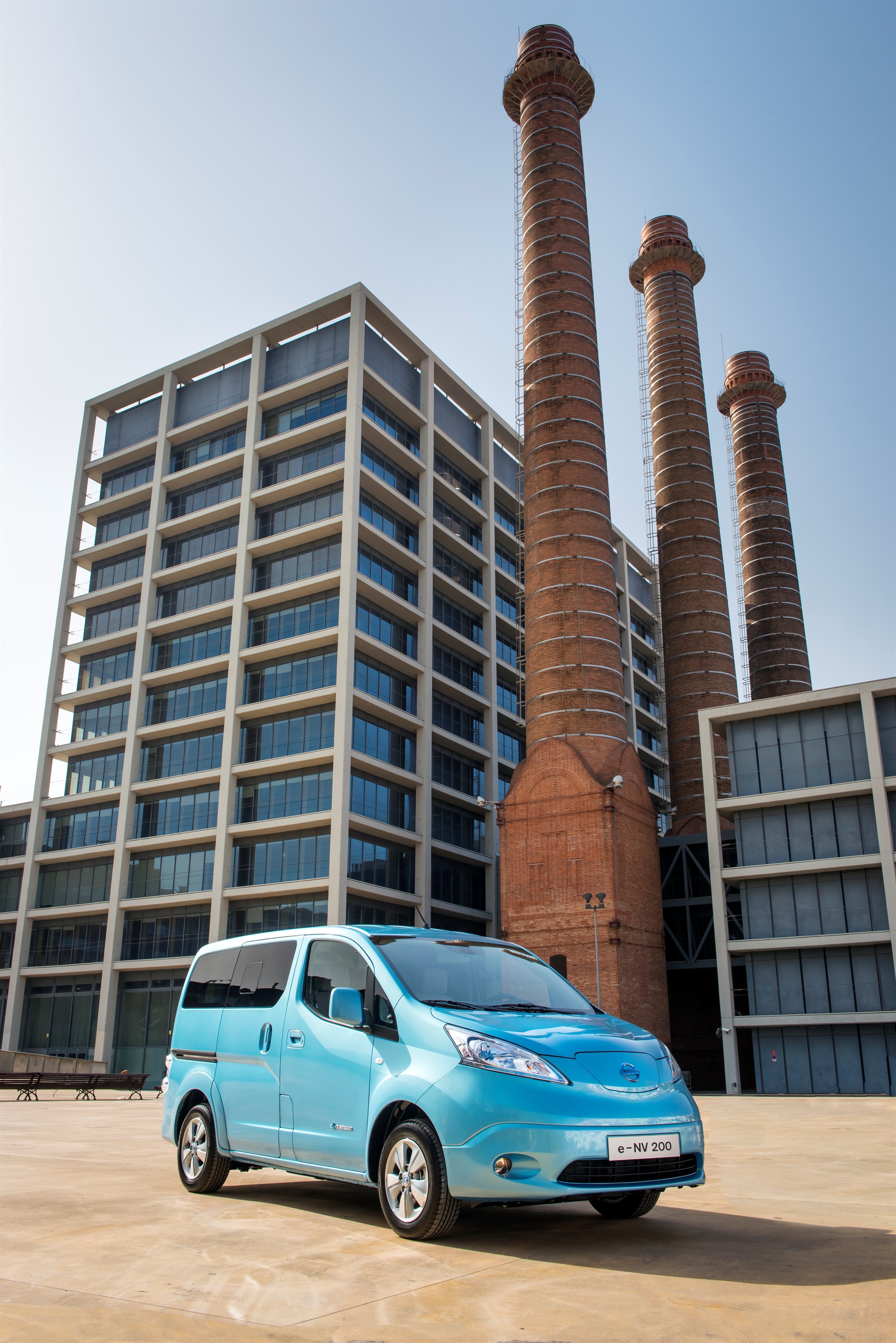 Nissan's second 100% electric vehicle starts global production i