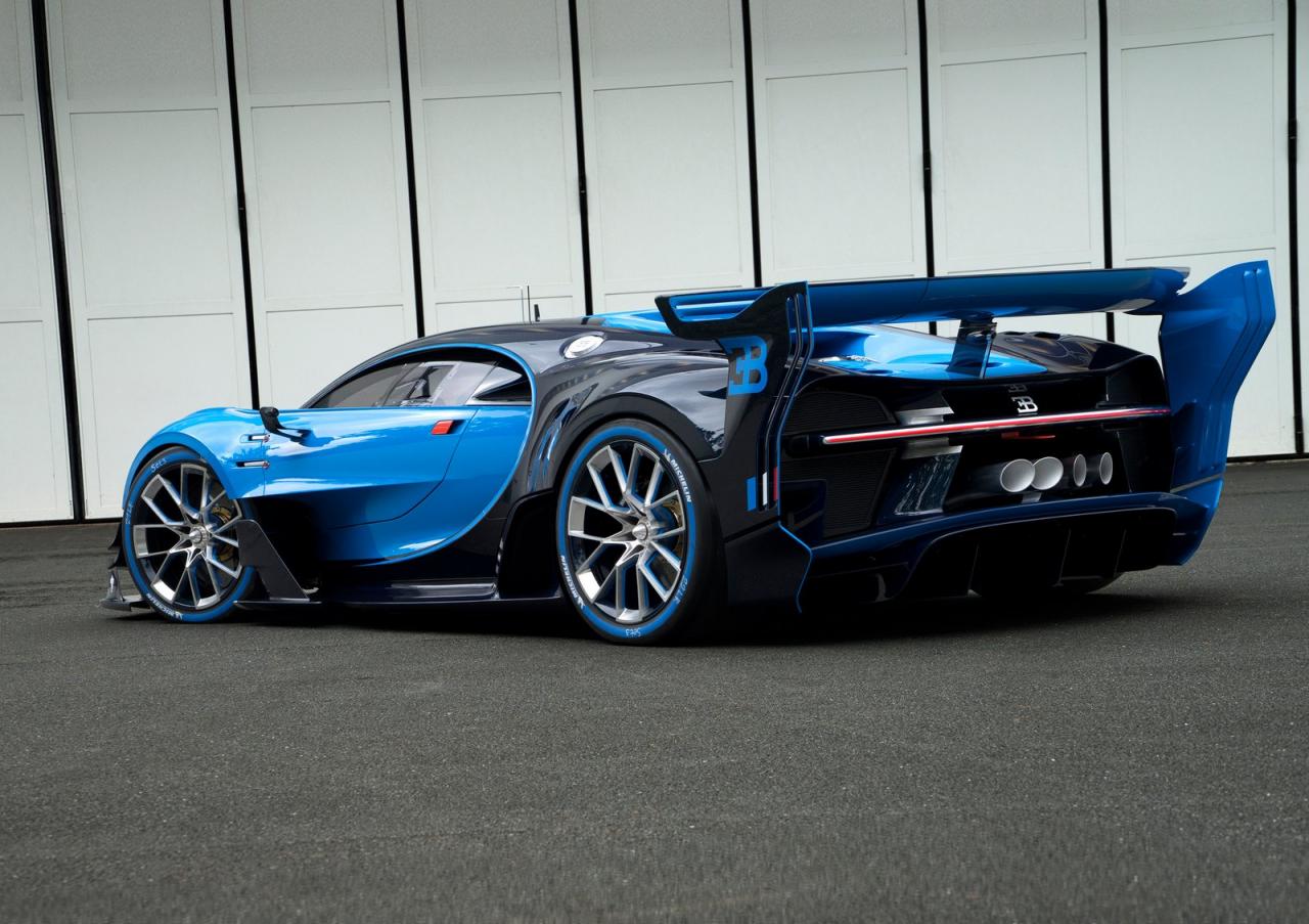 Bugatti at 2015 IAA 6