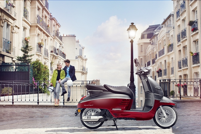 Peugeot_scooter_05