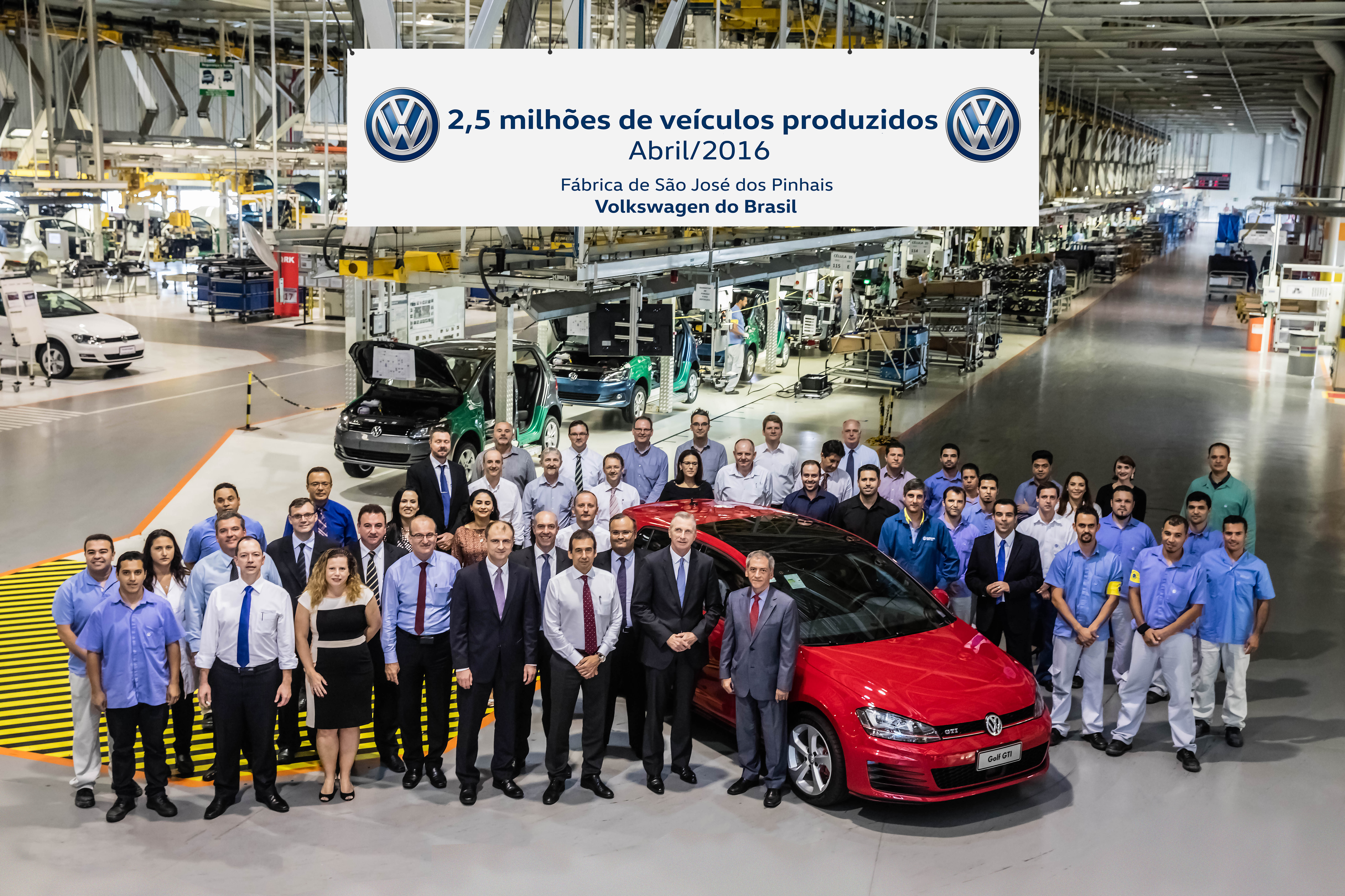 Fábrica da Volkswagen do Brasil em São José dos Pinhais comemora o marco de 2,5 milhões de veículos produzidos