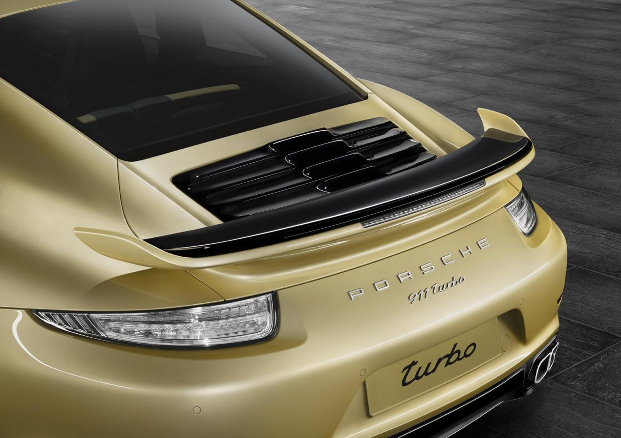Porsche 911 Turbo with aero kit4