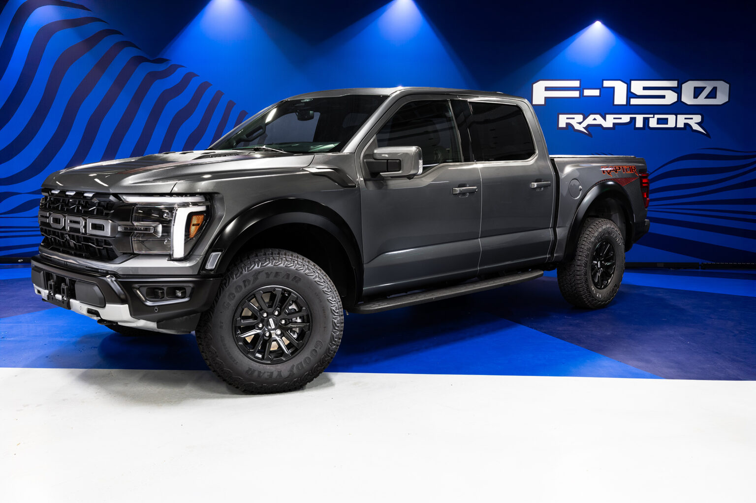 Ford anuncia o lançamento da F-150 Raptor e do novo Mustang GT Performance no Brasil